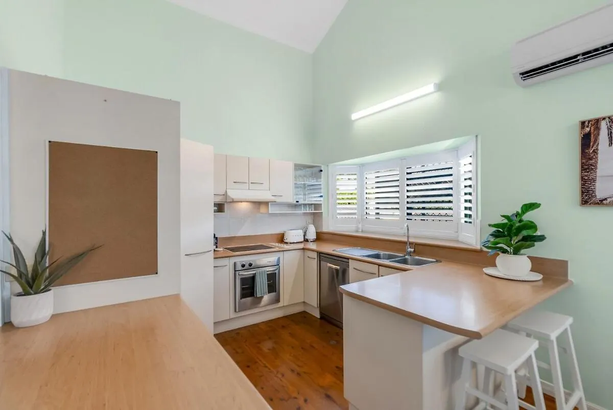 The Oasis - Charming Family Retreat On City Fringe Кэрнс Дом отдыха