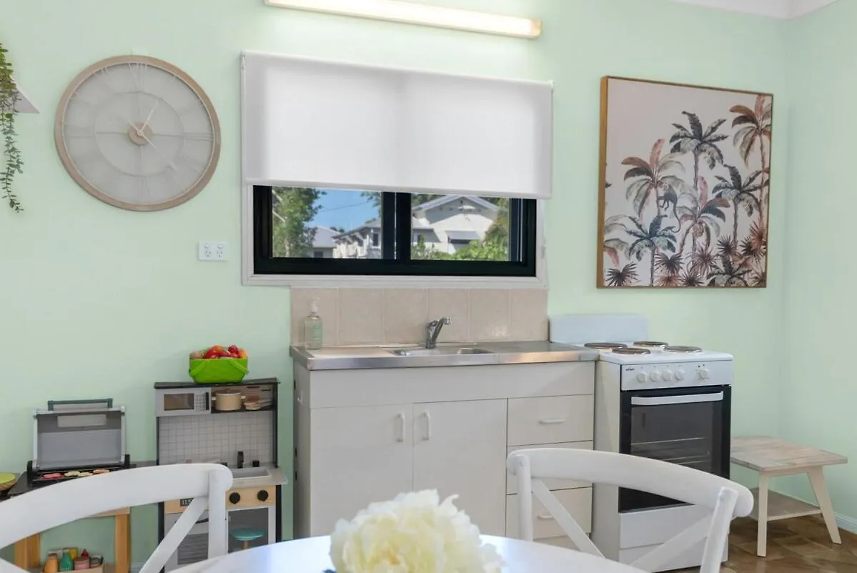 The Oasis - Charming Family Retreat On City Fringe Кэрнс Австралия